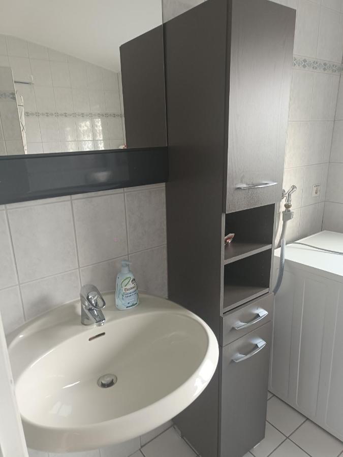In Villa 56 Qm Apartment, 24 H Check-In,Free Parking Hanovre Extérieur photo