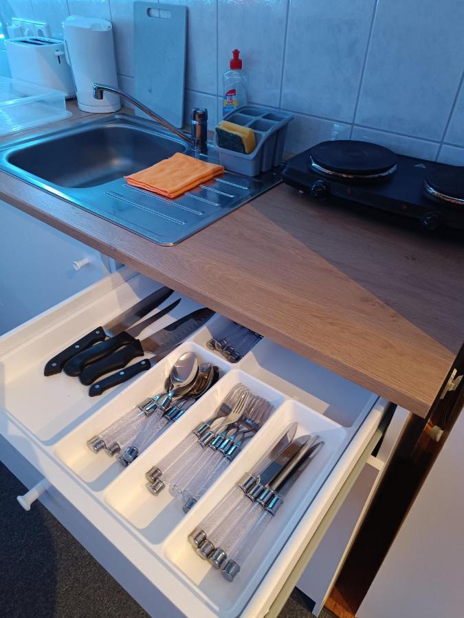 In Villa 56 Qm Apartment, 24 H Check-In,Free Parking Hanovre Extérieur photo